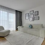 Scala City Center By Downtown Apartments
